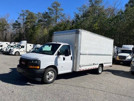 gmc savana cutaway 2022 7GZ37TC78NN009058 image